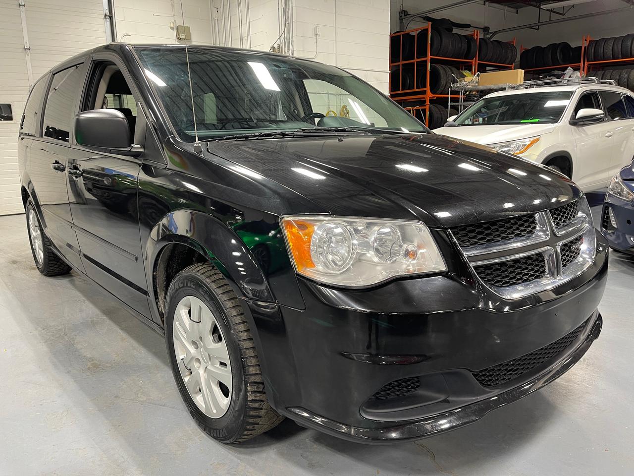 2015 Dodge Grand Caravan SXT Photo
