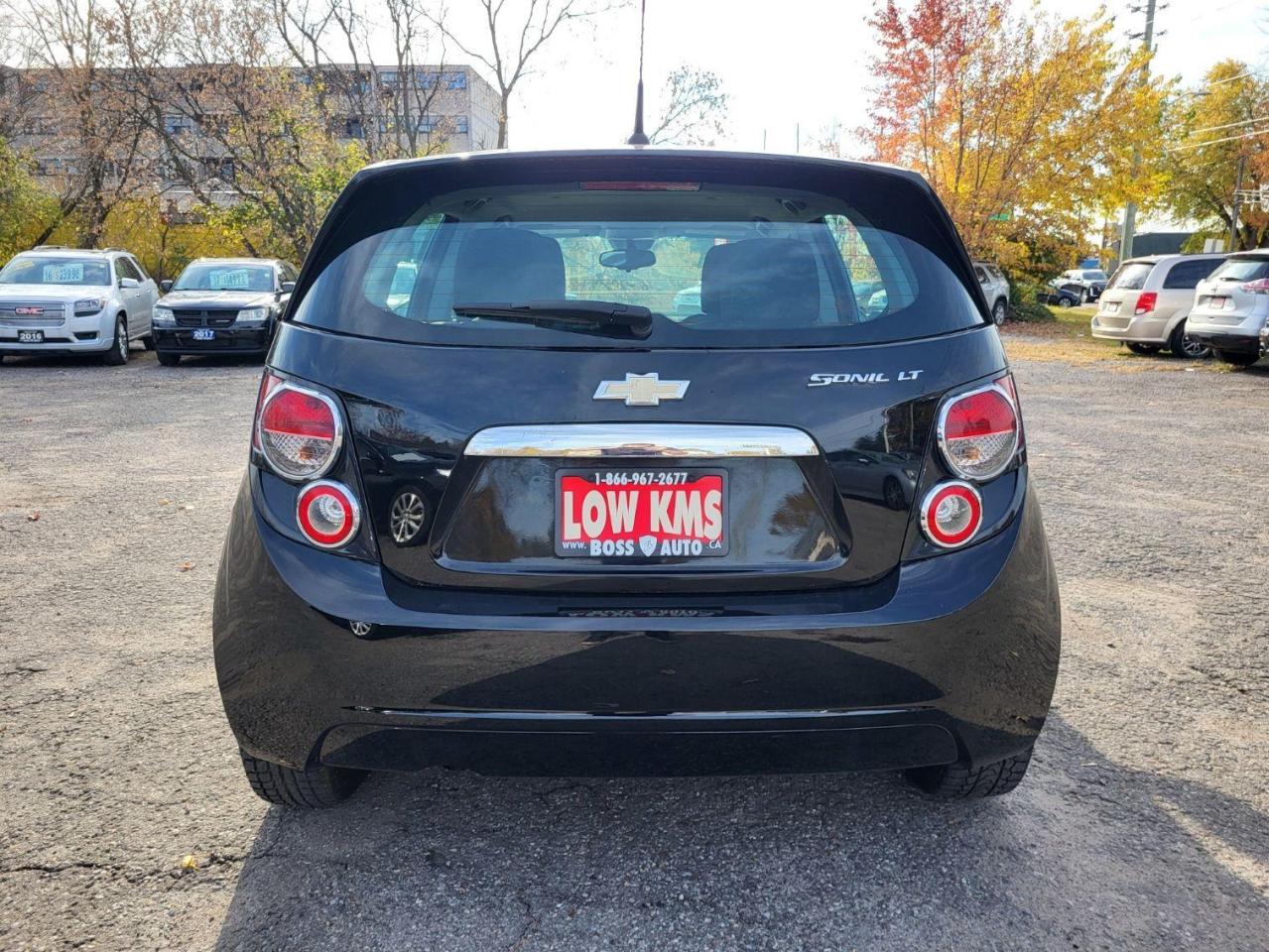 2012 Chevrolet Sonic 2LT Photo3