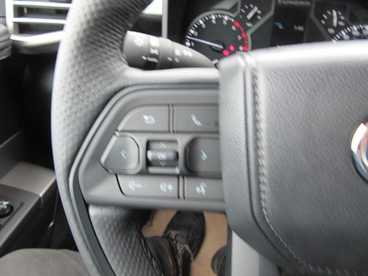 2025 Toyota Tundra SR5 Crewmax TRD Offroad 6.5` Box - Photo #15