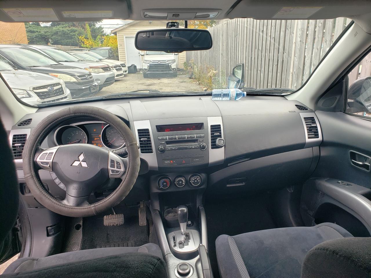 2012 Mitsubishi Outlander LS - Photo #15