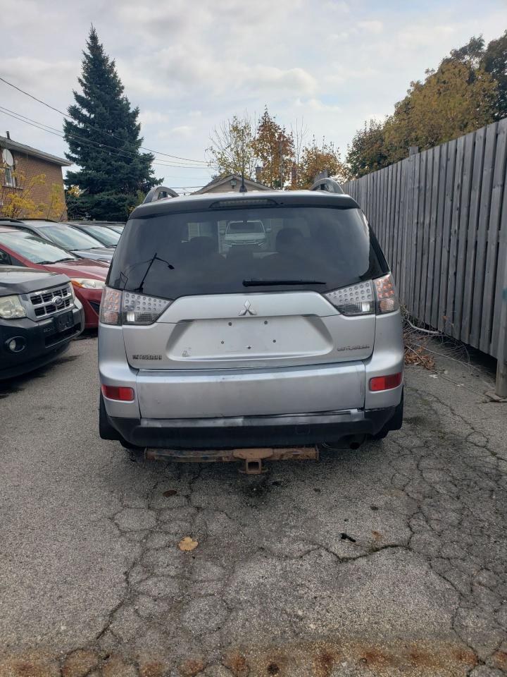 1737496373