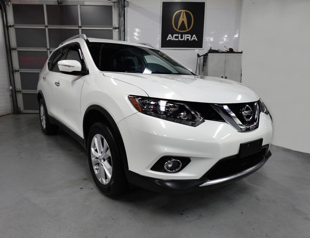 Used 2014 Nissan Rogue AWD,NO ACCIDENT,ALL SERVICE RECORDS,SV MODEL for sale in North York, ON