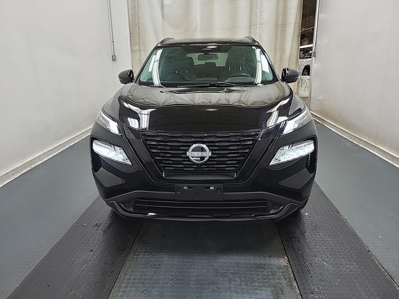 2023 Nissan Rogue SV MIDNIGHT EDITION AWD | LEATHER | NISSAN SERVICED | NO ACCIDENTS Photo