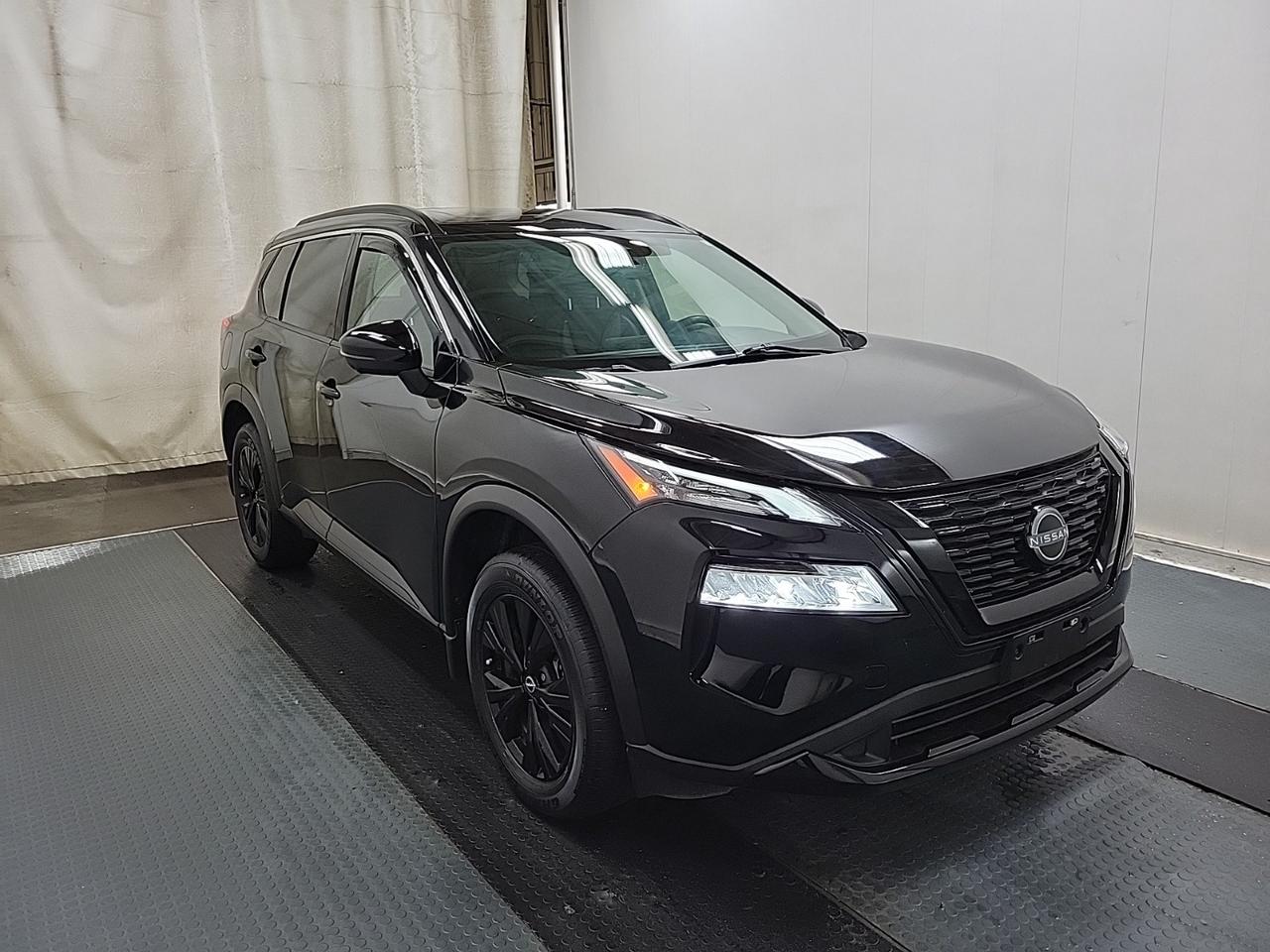 2023 Nissan Rogue SV MIDNIGHT EDITION AWD | LEATHER | NISSAN SERVICED | NO ACCIDENTS Photo