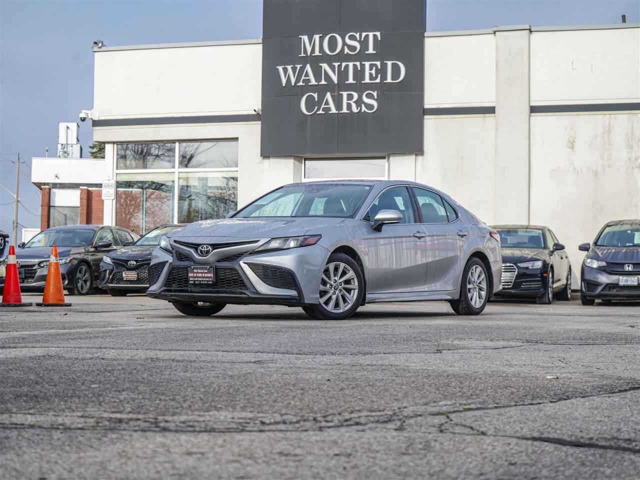 Used 2021 Toyota Camry SE | LEATHER | APP CONNECT | HEATED SEATS for sale in Kitchener, ON