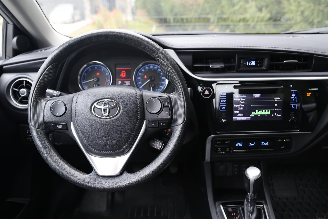 2017 Toyota Corolla 4dr Sdn CVT LE - Photo #13