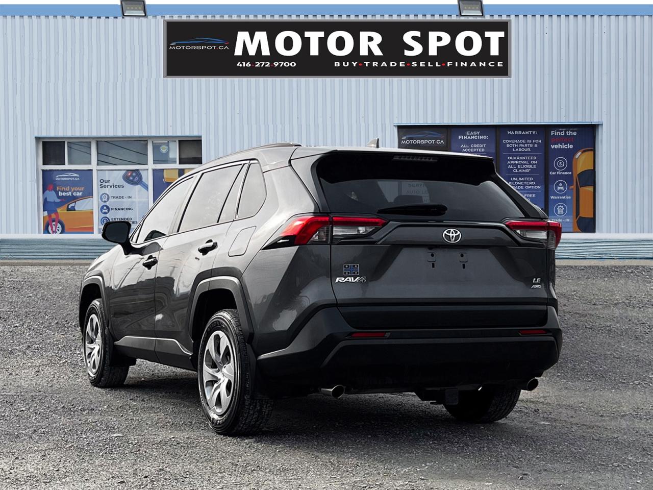 2020 Toyota RAV4 LE AWD - Photo #4