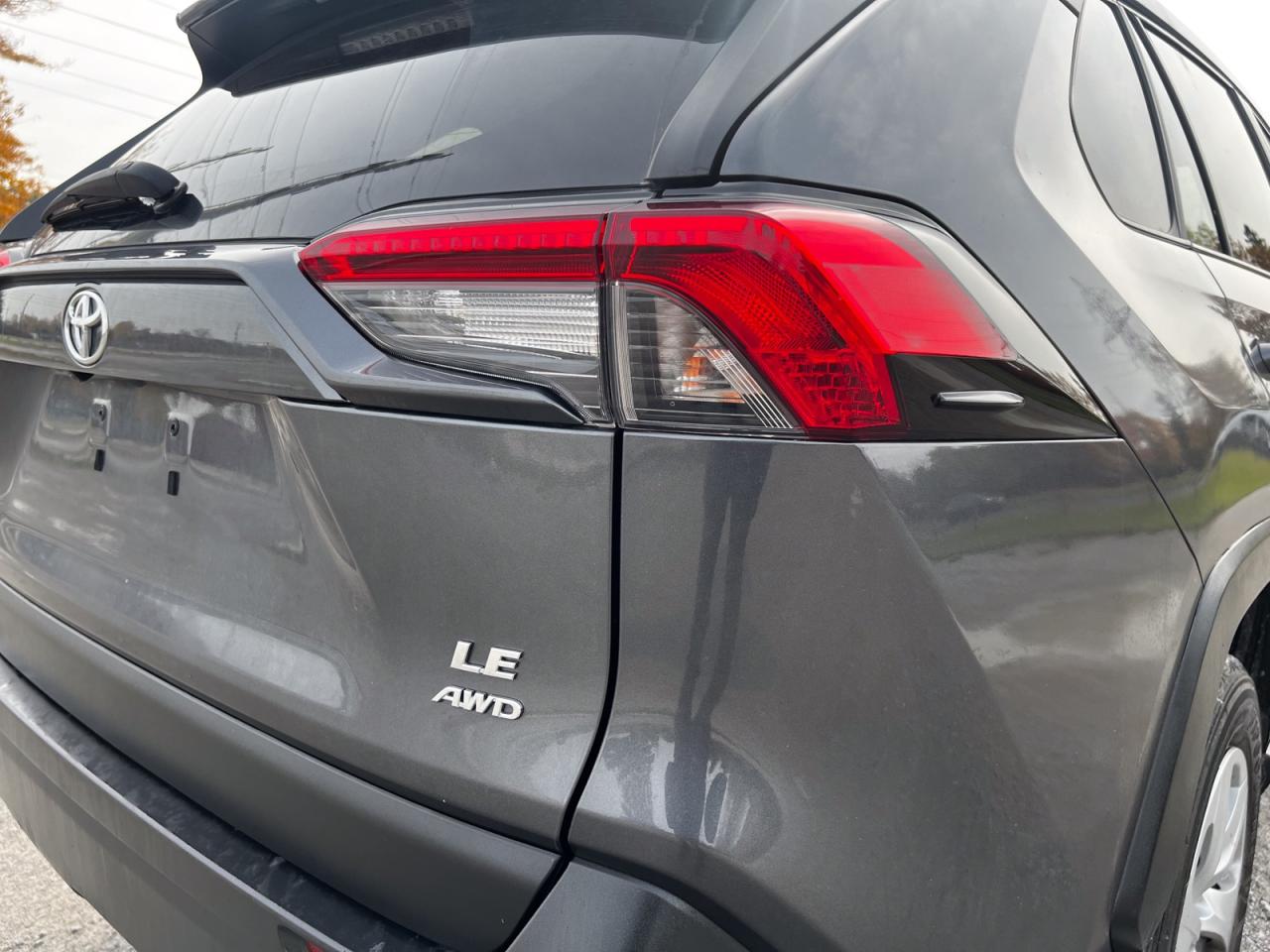 2020 Toyota RAV4 LE AWD - Photo #7