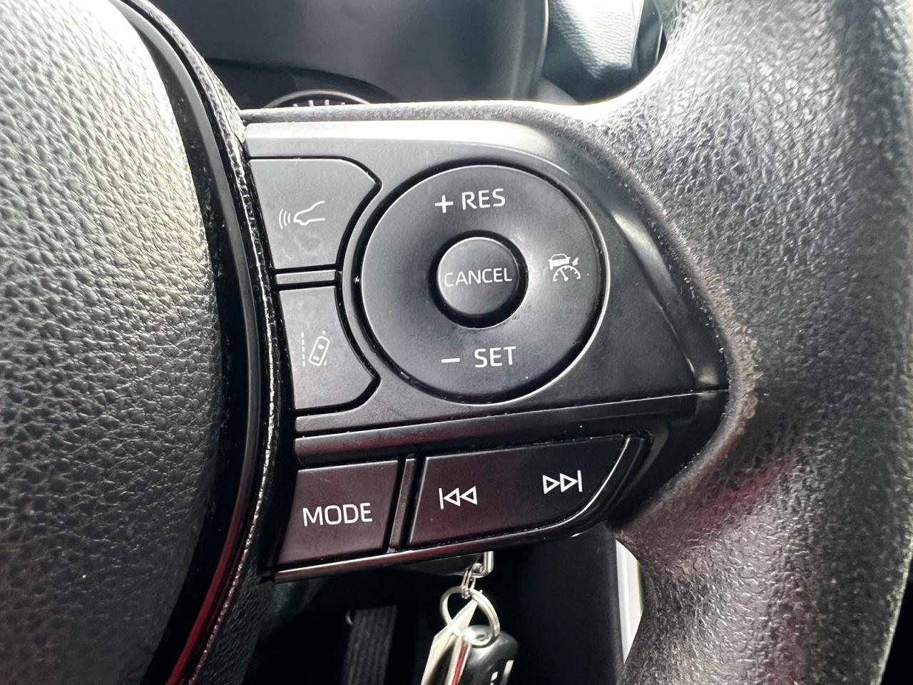 2020 Toyota RAV4 LE AWD - Photo #11