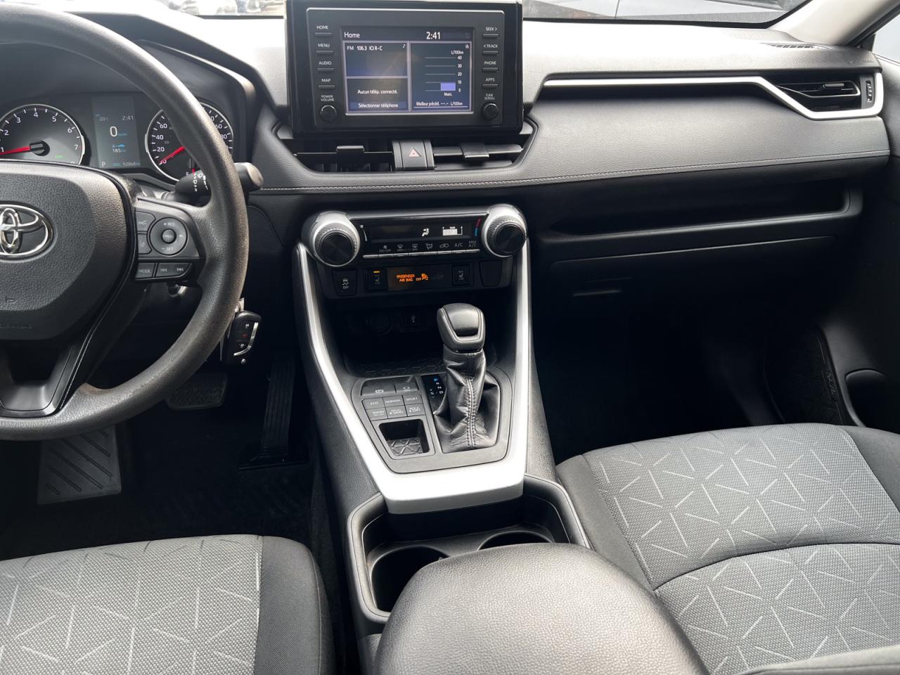2020 Toyota RAV4 LE AWD - Photo #16