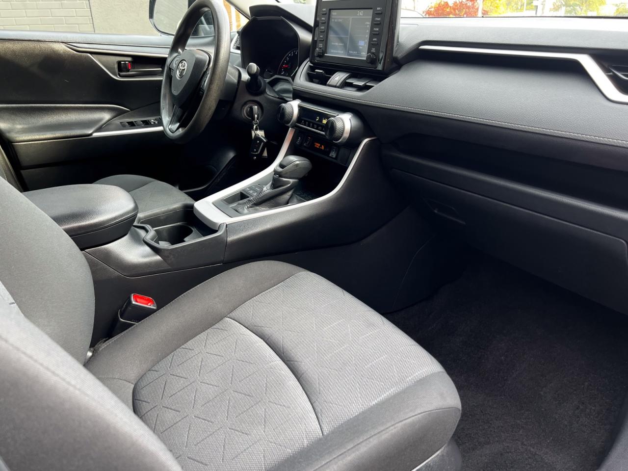 2020 Toyota RAV4 LE AWD - Photo #21