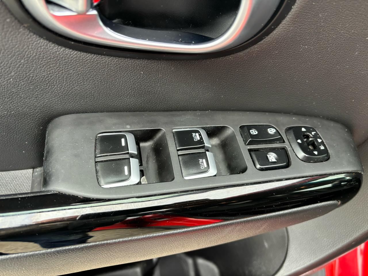 2019 Kia Soul EX+, Heated Seats, Back-Up-Camera, Alloy Wheels - Photo #20