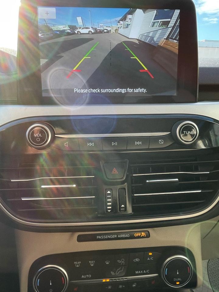 2022 Ford Escape SE Hybrid - Photo #10