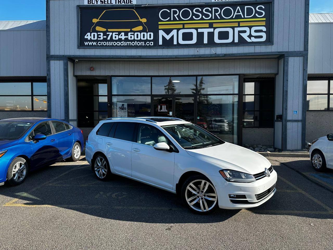 Used 2016 Volkswagen Golf SportWagen SPOTWAGEN S-NO ACCIDENTS-PANO ROOF-NAV-CARPLAY for sale in Calgary, AB