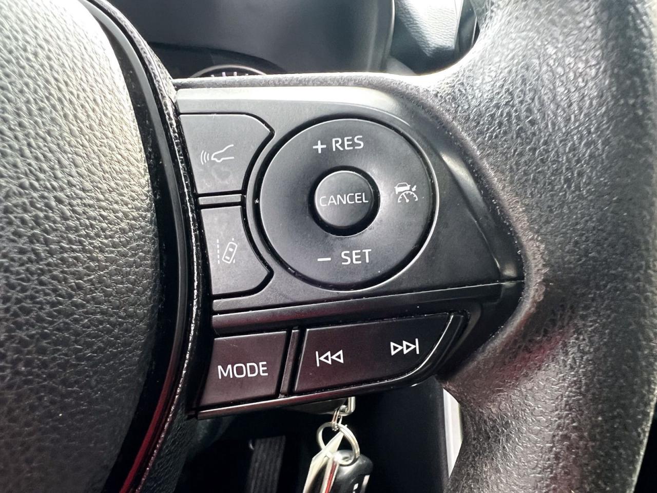 2020 Toyota RAV4 LE AWD - Photo #11