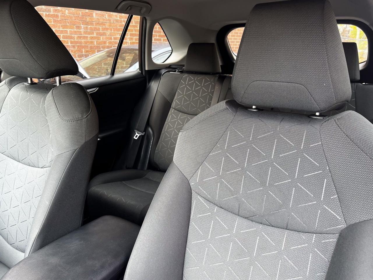2020 Toyota RAV4 LE AWD - Photo #22