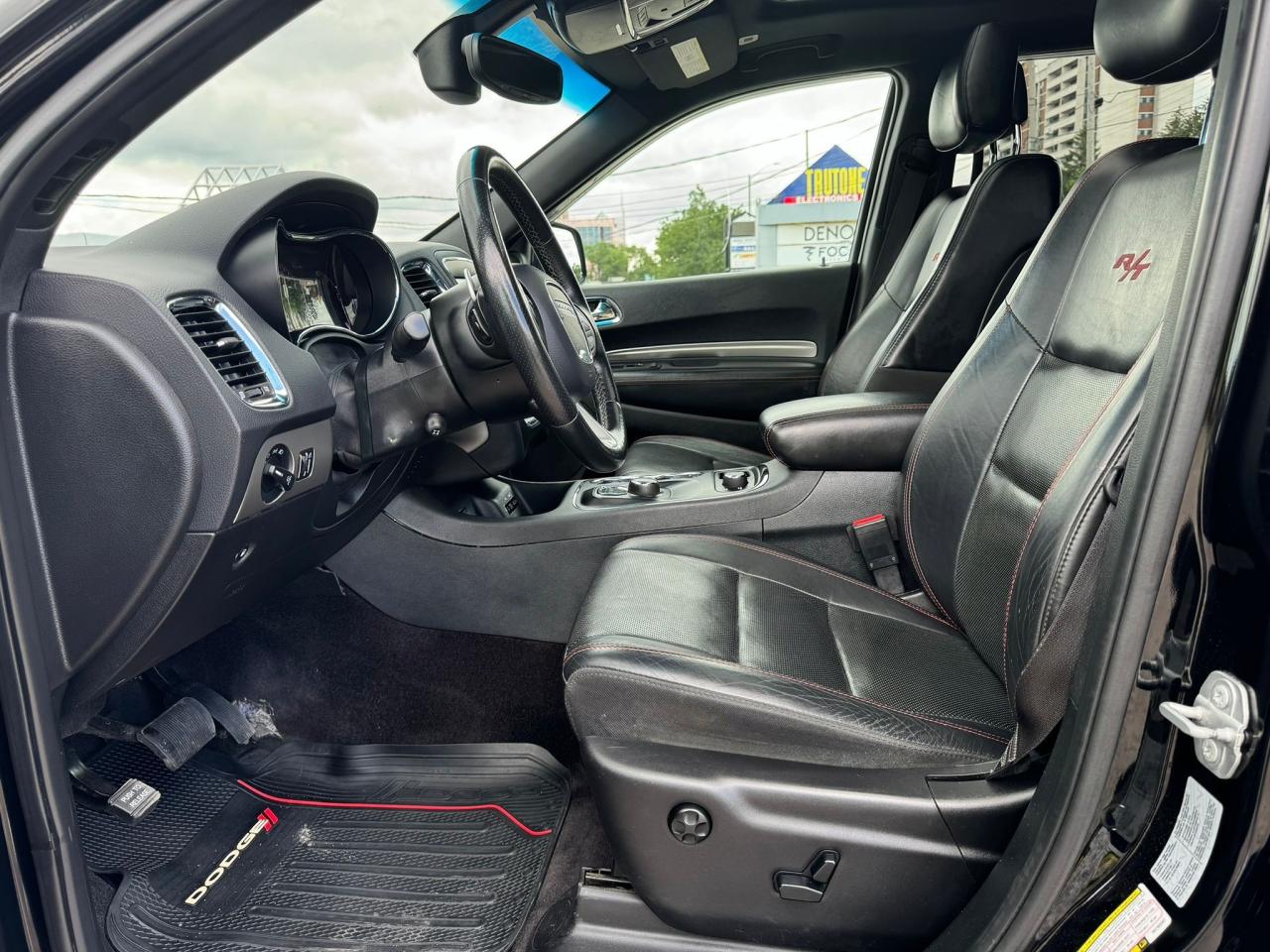 2017 Dodge Durango AWD R/T /ACCIDENT FREE / 7 SEATERS /LEATHER - Photo #2