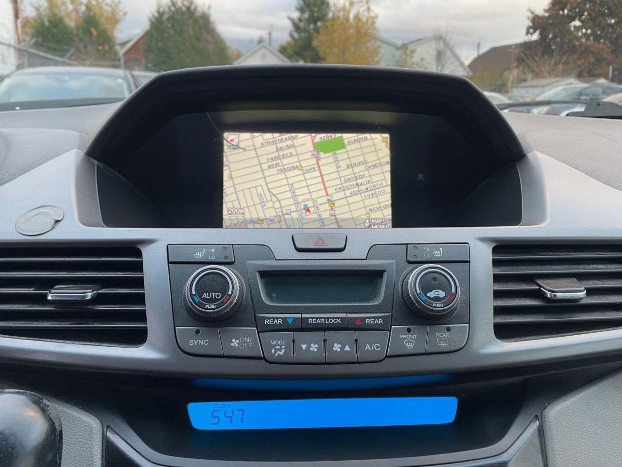 2013 Honda Odyssey Touring *DVD, NAV, 8 PASS, LEATHER HEATED SEATS* - Photo #14