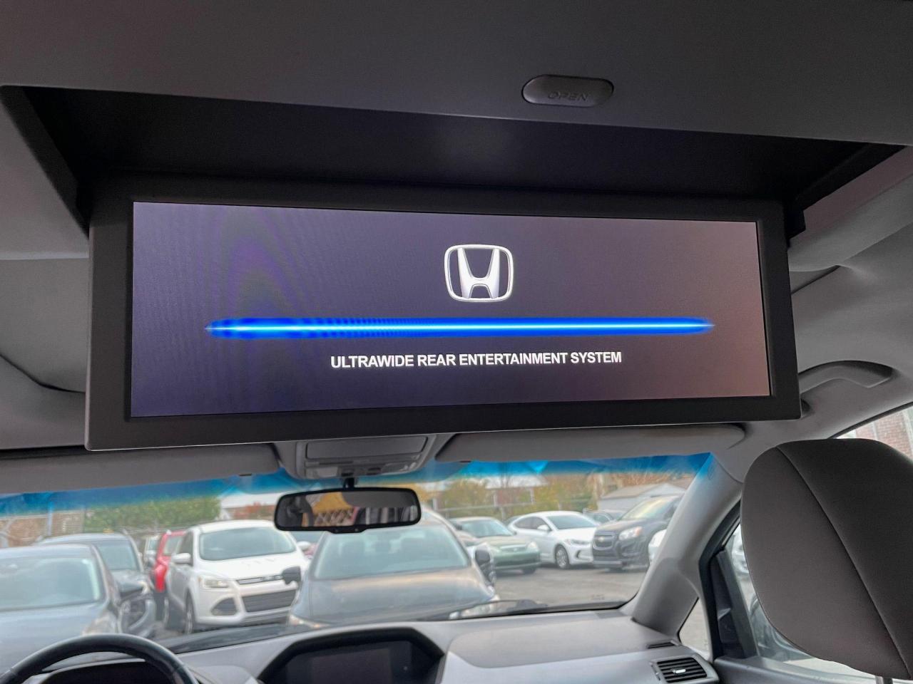 2013 Honda Odyssey Touring *DVD, NAV, 8 PASS, LEATHER HEATED SEATS* - Photo #18