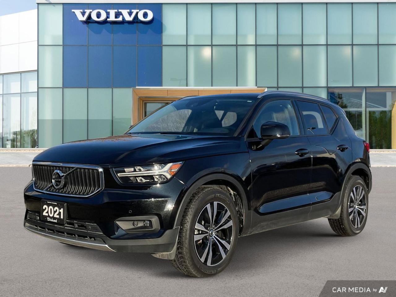 Used 2021 Volvo XC40 Momentum Ultra Low KM | Local | No Accidents for sale in Winnipeg, MB