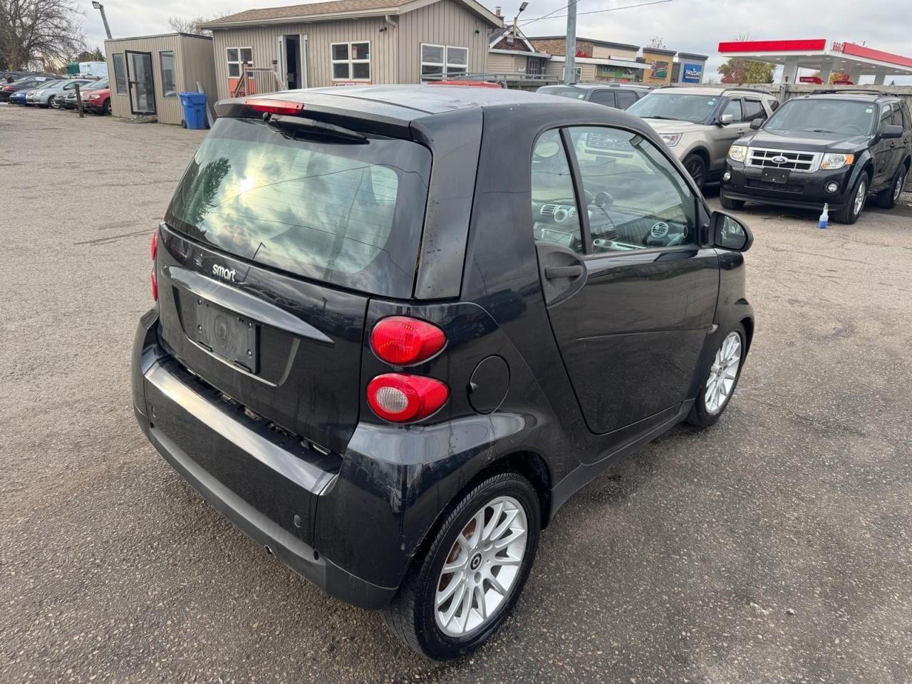 2011 Smart fortwo Pure, NO ACCIDENTS, ONLY 97KMS, CERTIFIED - Photo #5