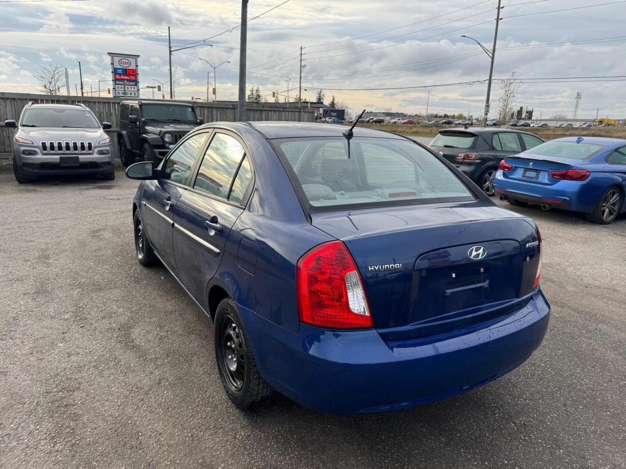 2009 Hyundai Accent SEDAN, AUTO, ONLY ONLY 124KMS, CERTIFIED - Photo #3