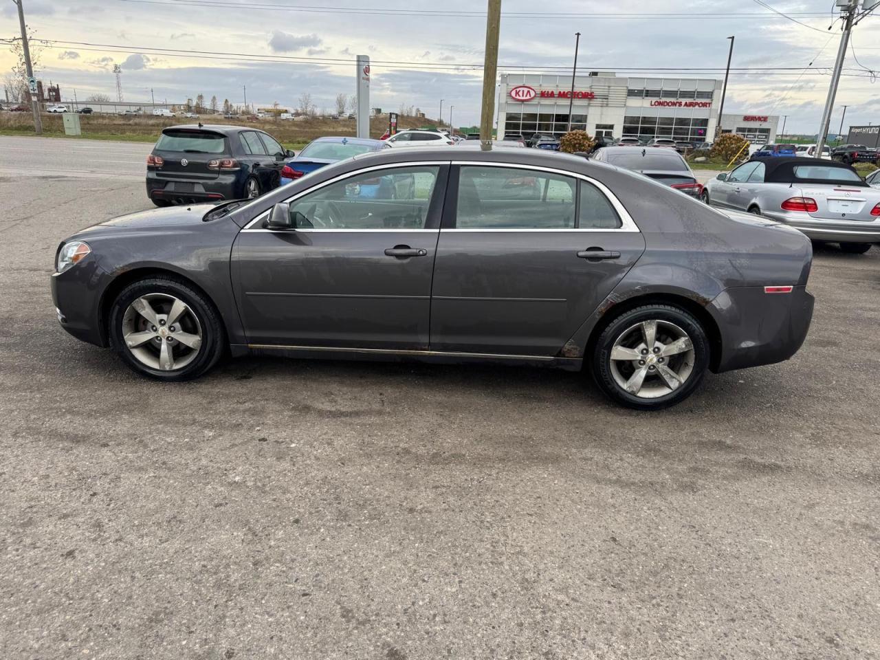 2011 Chevrolet Malibu LT, NO ACCIDENTS, 203KMS, RUNS GREAT, AS IS - Photo #2