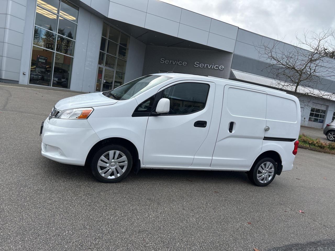 Used 2018 Nissan NV200 Compact Cargo I4 SV for sale in Surrey, BC