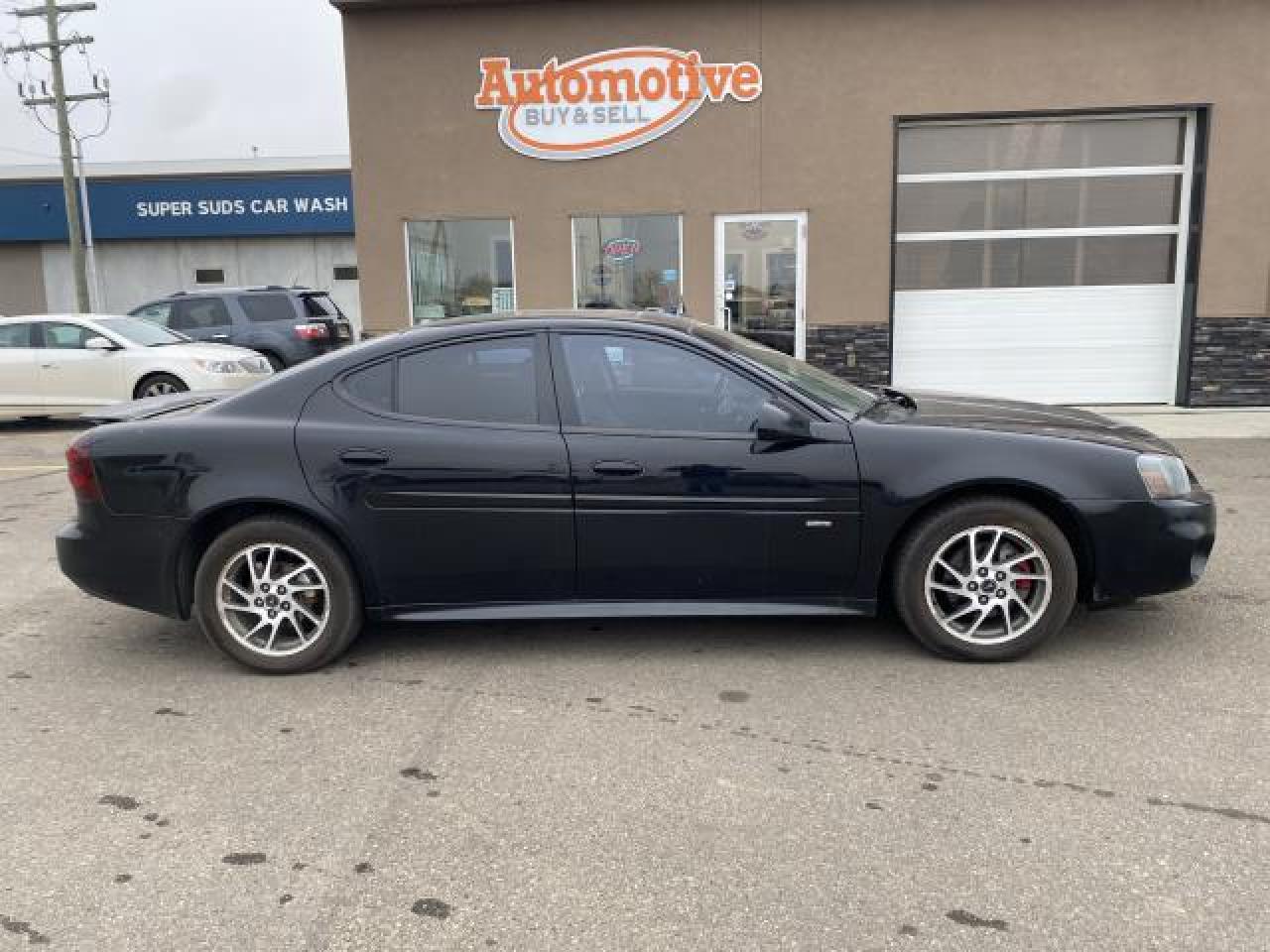 Used 2005 Pontiac Grand Prix GTP for sale in Stettler, AB