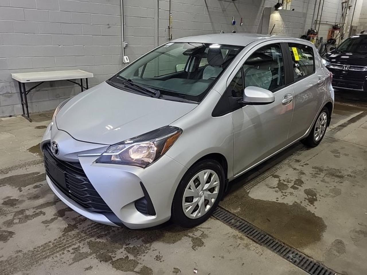 Used 2019 Toyota Yaris Hatchback LE Heated Seats, Rear Camera, Bluetooth, Keyless Entry, Power Group, and more! for sale in Guelph, ON