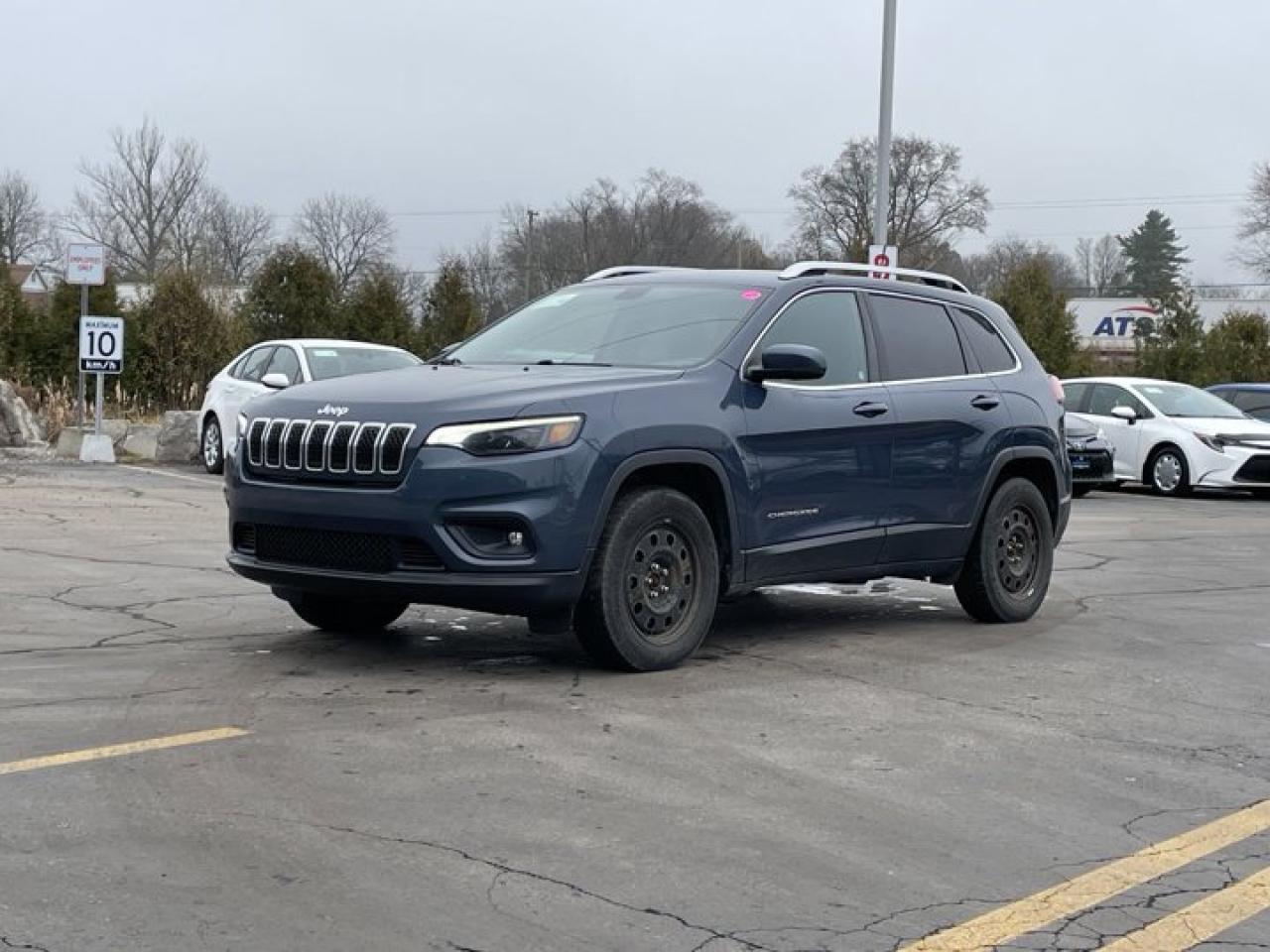 Used 2019 Jeep Cherokee North 4X4, Tow Pkg, Heated Steering + Seats, Nav, BSM, CarPlay + Android, Rear Camera, Power Seat for sale in Guelph, ON