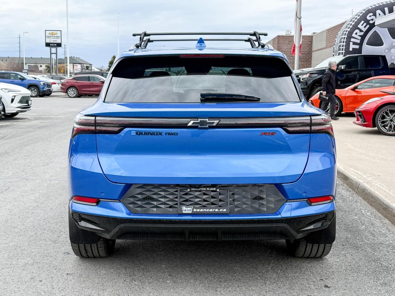 2025 Chevrolet Equinox EV RS FULLY ELECTRIC WITH REMOTE START/ENTRY, HEATED SEATS, HEATED STEERING WHEEL, POWER LIFTGATE, HD SURROUND VISION Photo3