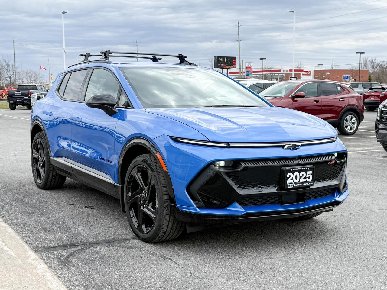 2025 Chevrolet Equinox EV RS FULLY ELECTRIC WITH REMOTE START/ENTRY, HEATED SEATS, HEATED STEERING WHEEL, POWER LIFTGATE, HD SURROUND VISION Photo