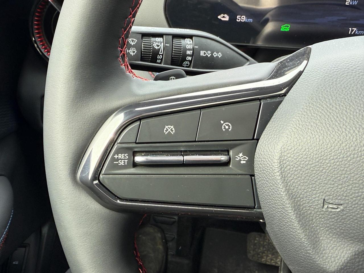 2025 Chevrolet Blazer EV RS FULLY ELECTRIC WITH REMOTE START/ENTRY, SUNROOF, HEATED SEATS, VENTILATED SEATS, HEATED STEERING WHEEL, POWER LIFTGATE, HD SURROUND VISION Photo