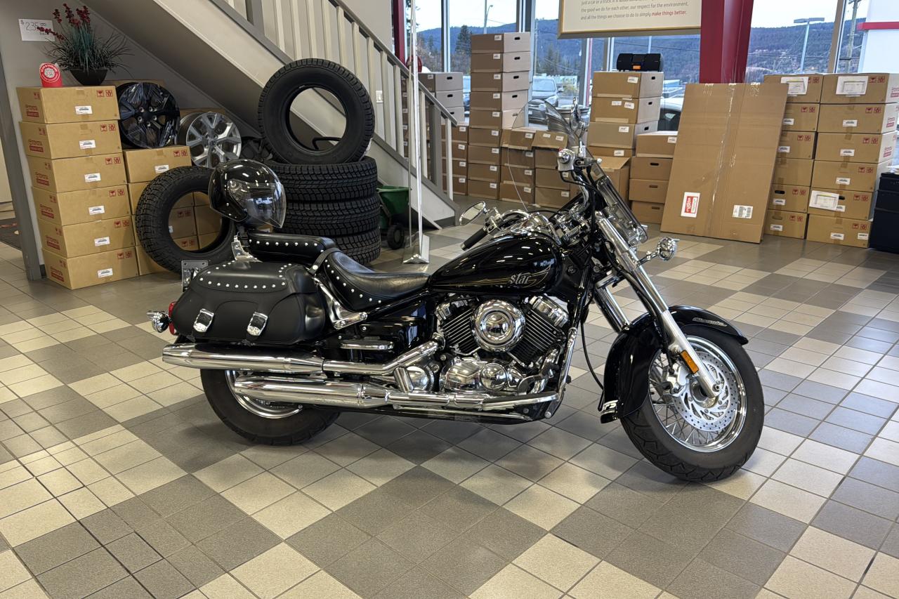 2013 Yamaha V STAR CLASSIC  Photo1