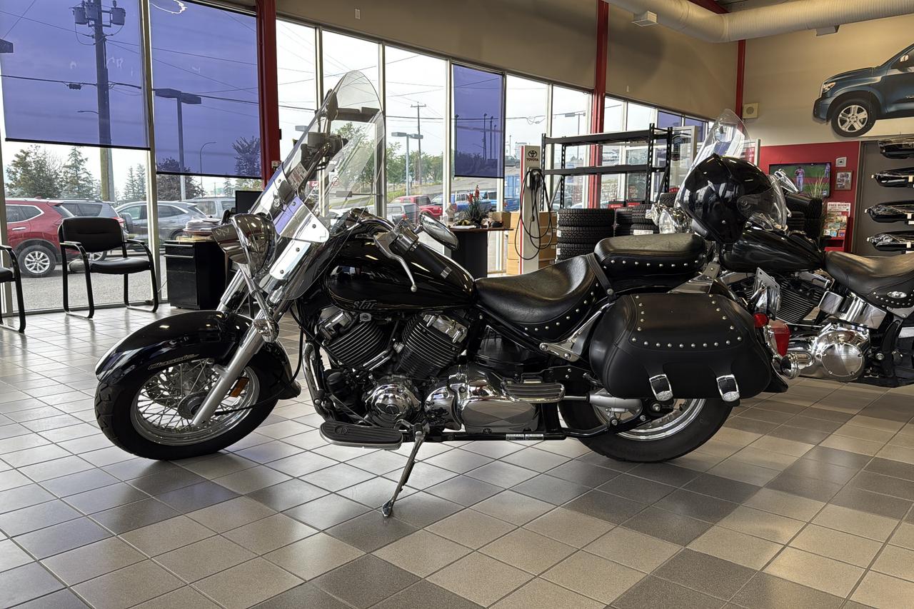 2013 Yamaha V STAR CLASSIC  Photo