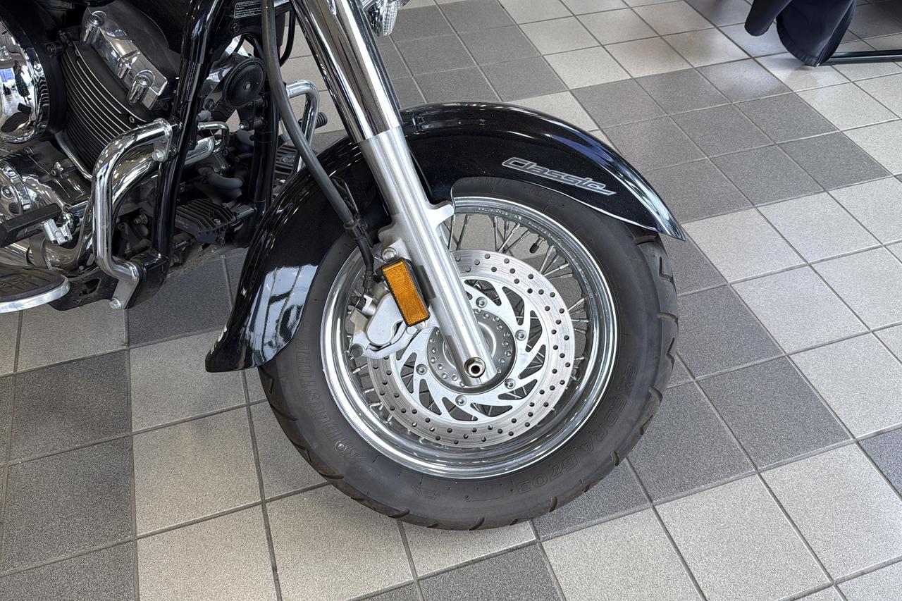 2013 Yamaha V STAR CLASSIC  Photo