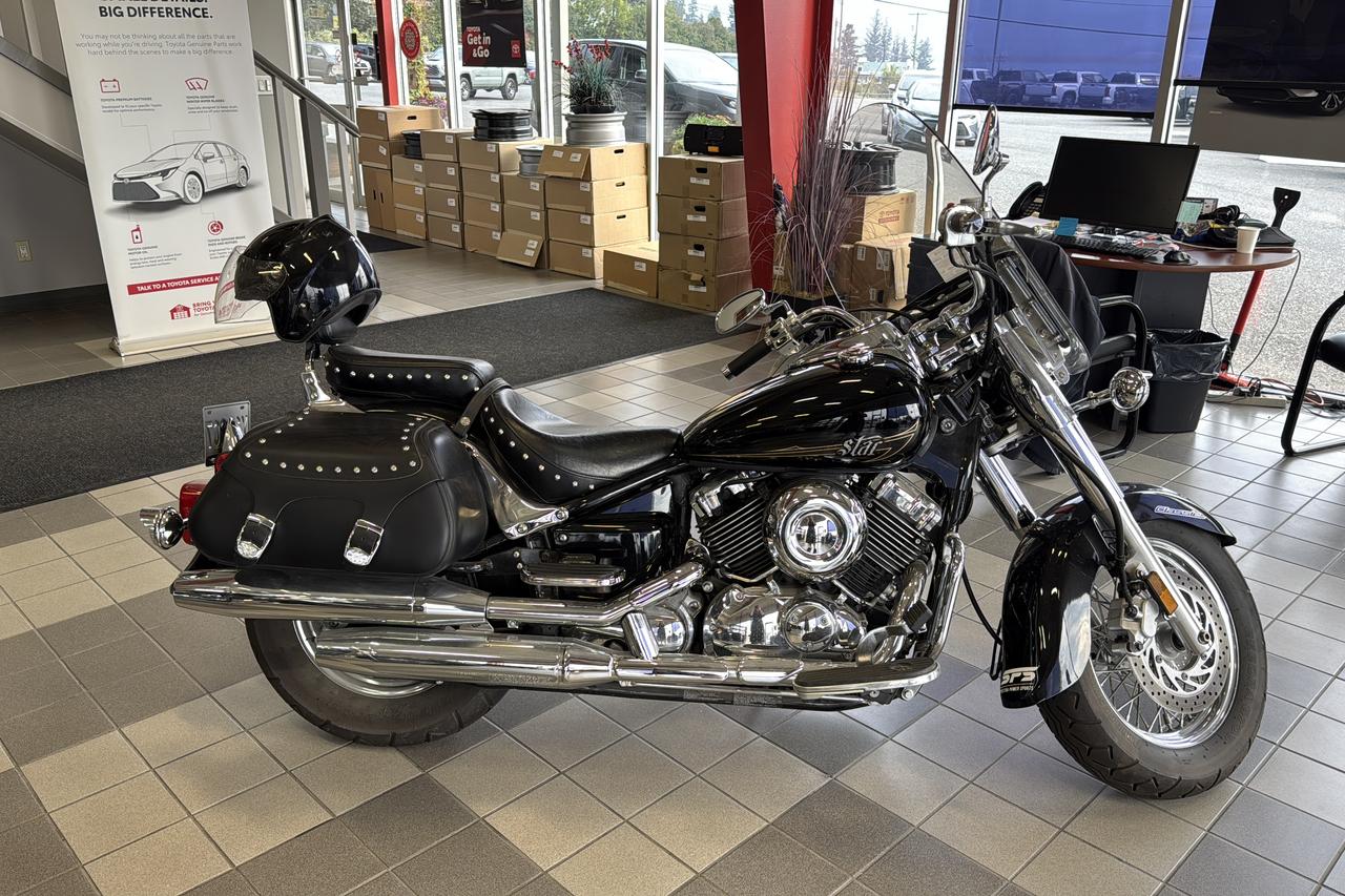 2013 Yamaha V STAR CLASSIC  Photo