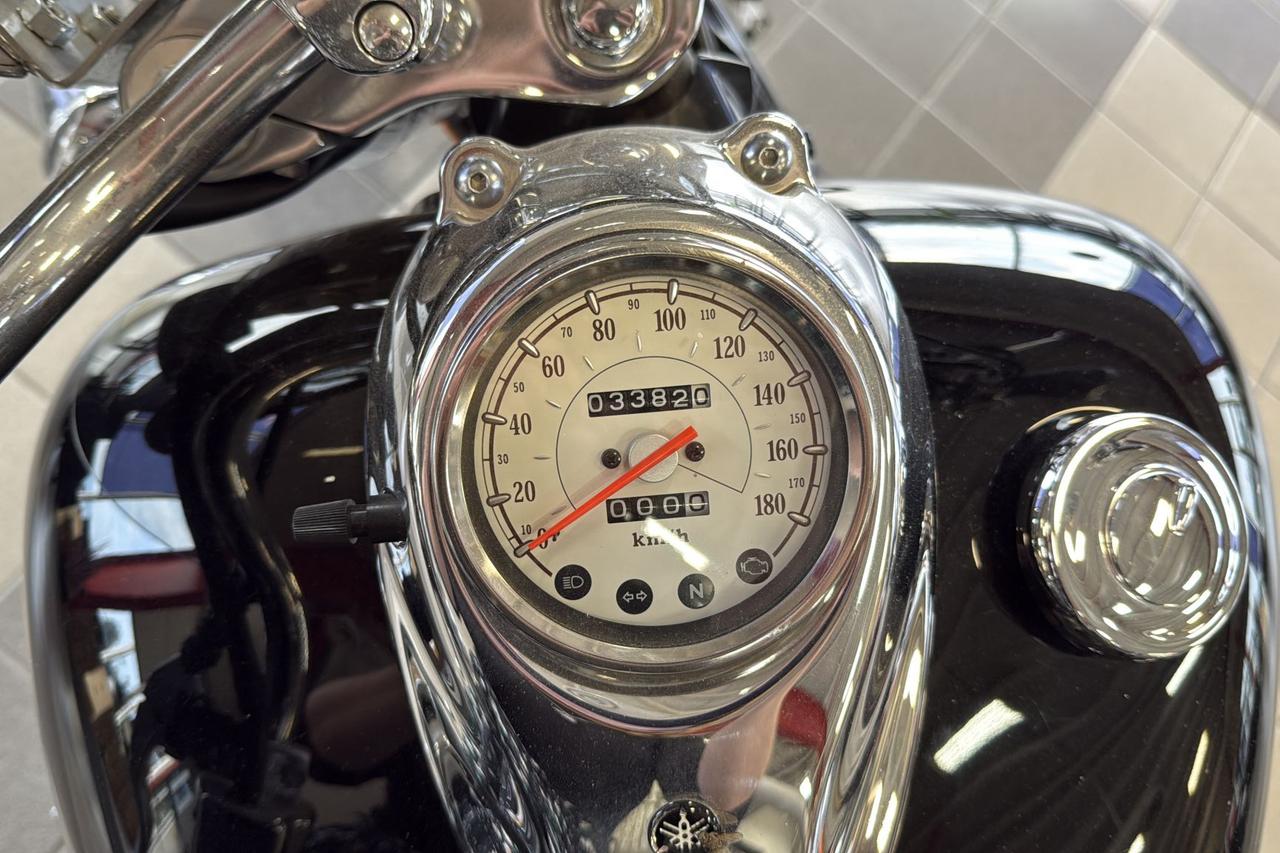 2013 Yamaha V STAR CLASSIC  Photo