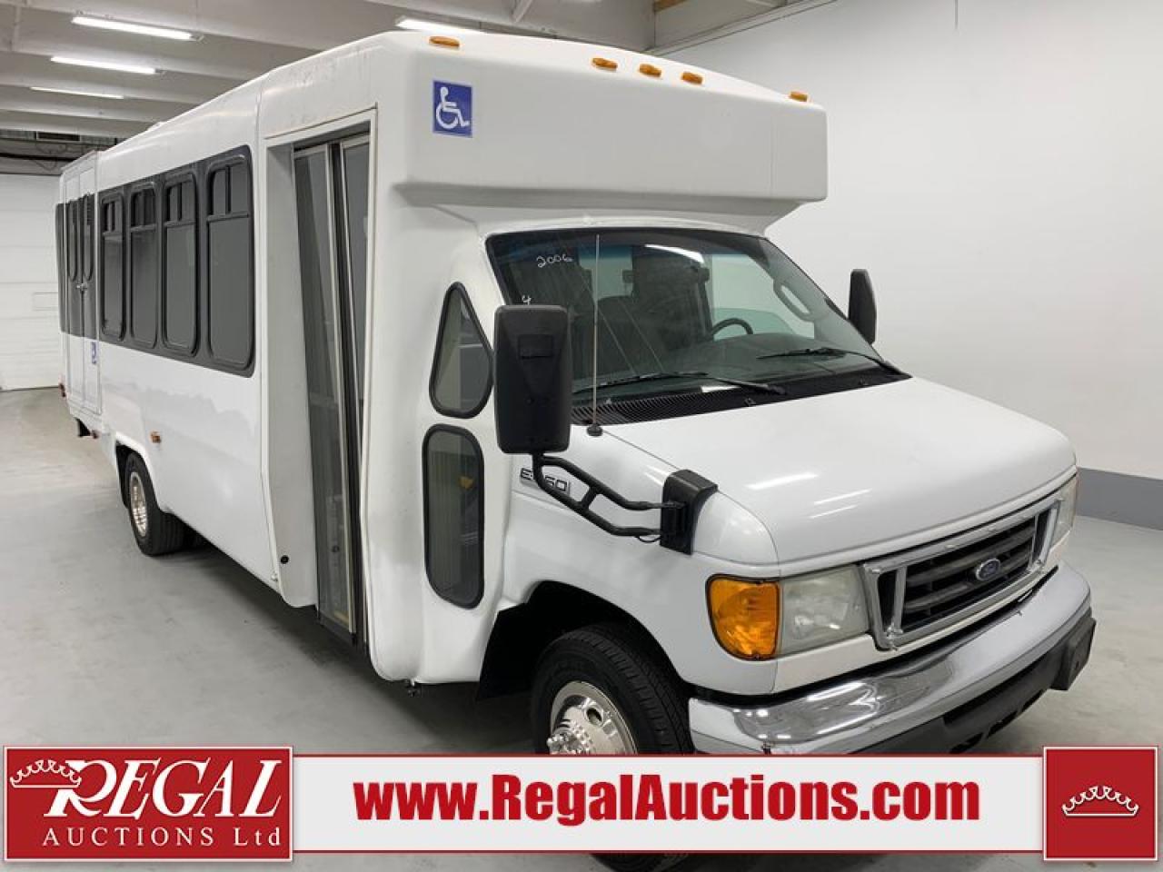 Used 2006 Ford E450 S/D CUTAWAY for sale in Calgary, AB