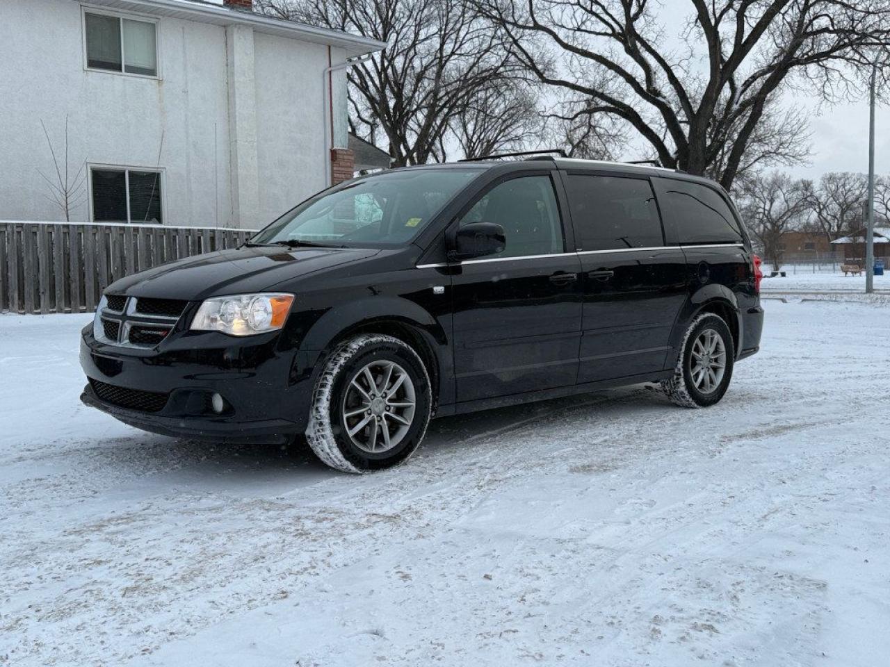 Used 2014 Dodge Grand Caravan SXT FWD *ZERO ACCIDENTS* *LOCAL* *DVD PLAYER* * for sale in Winnipeg, MB