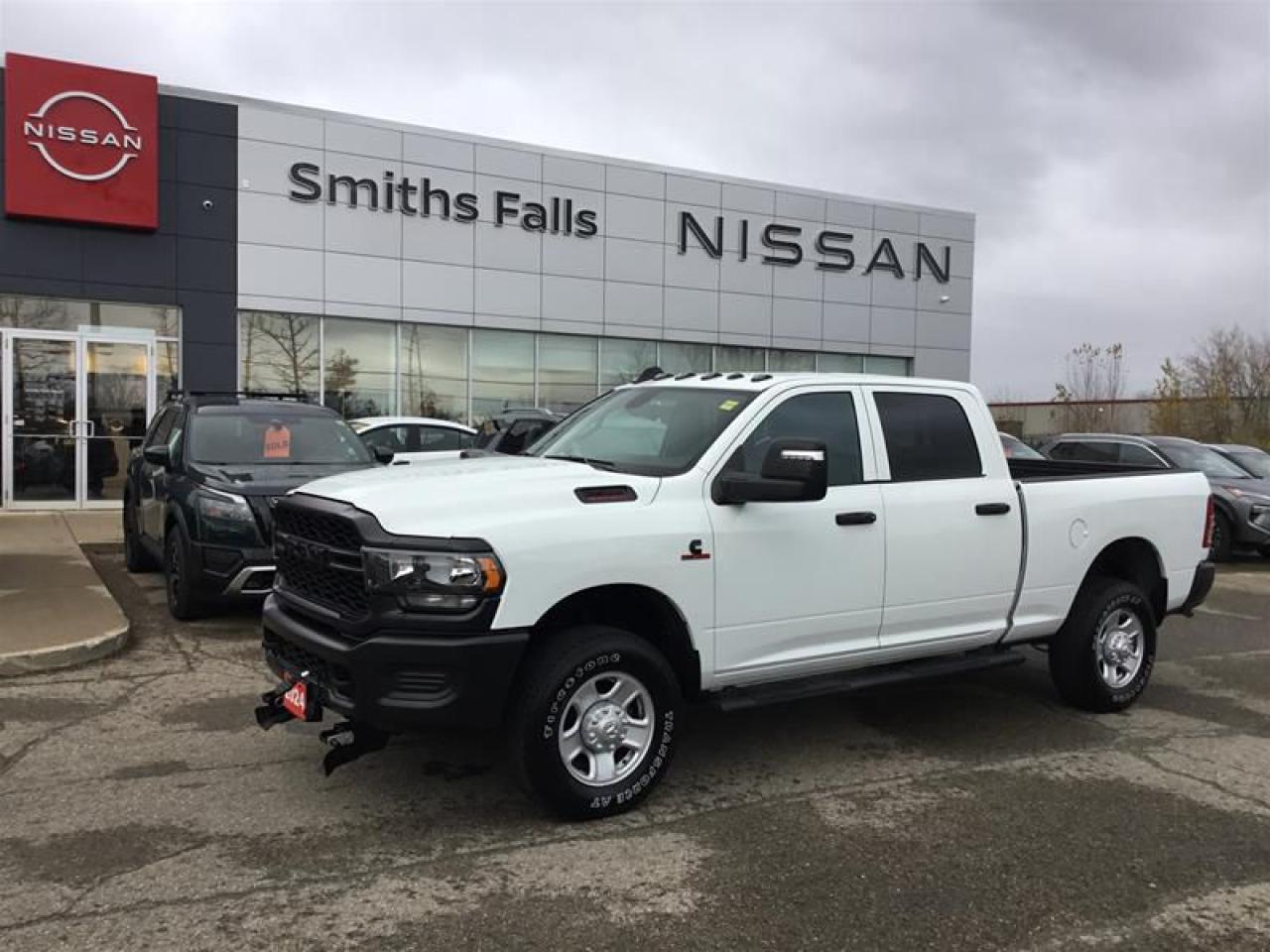 Used 2024 RAM 2500 Tradesman 4x4 Crew Cab 6'4 Box for sale in Smiths Falls, ON