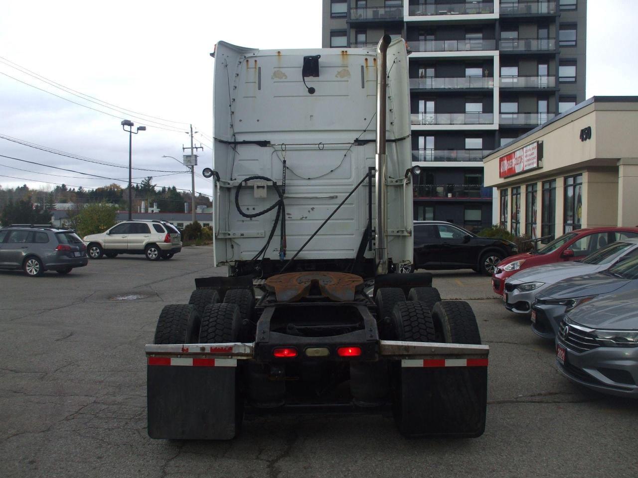 2013 Volvo VNL VNL D13 Engine,780,Rebuilt Transmission,New Brakes