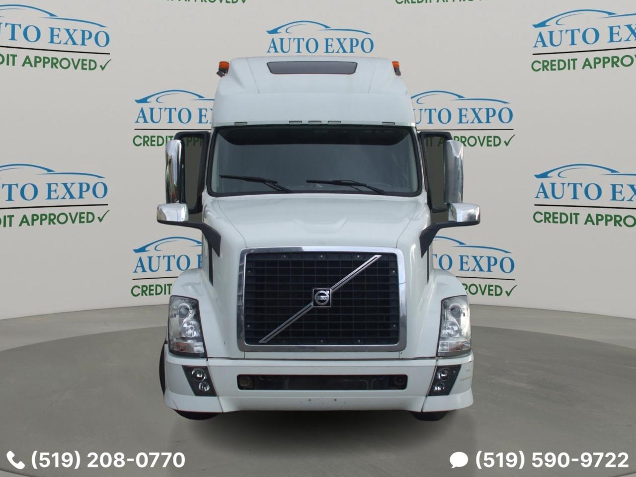 2013 Volvo VNL VNL D13 Engine,780,New Brakes,Certified