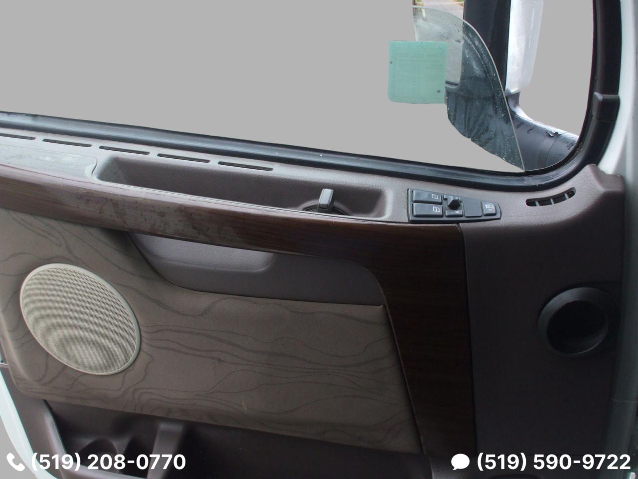 2013 Volvo VNL VNL D13 Engine,780,New Brakes,Certified