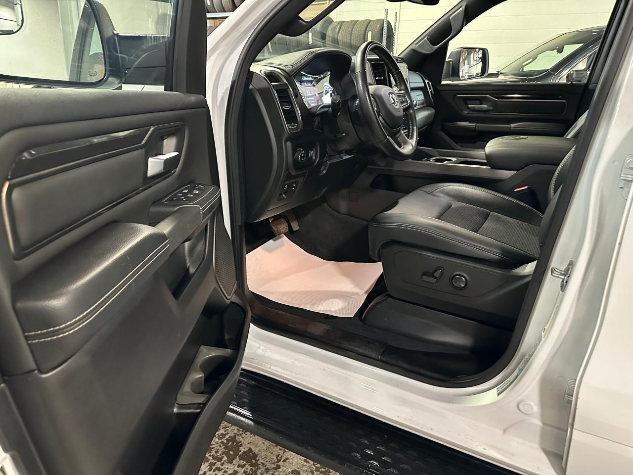 2022 RAM 1500 SPORT 4X4 CREW CAB 5'7" BOX - Photo #23