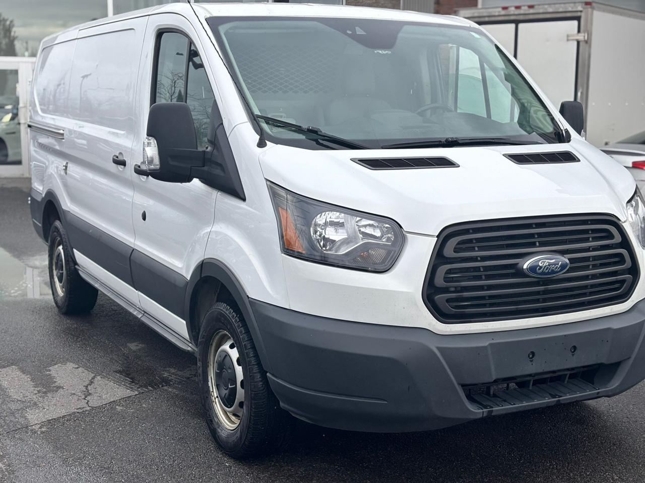 Used 2017 Ford Transit Cargo Van  for sale in Vaudreuil-Dorion, QC