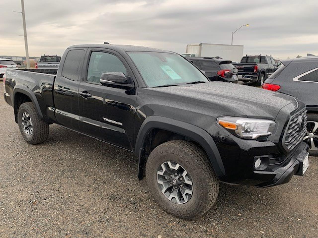 Used 2023 Toyota Tacoma 4x4 Access Cab Auto for sale in Thunder Bay, ON