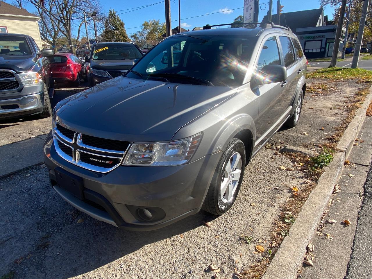 Used 2012 Dodge Journey Good Value - FWD 4DR SXT for sale in St. Catharines, ON