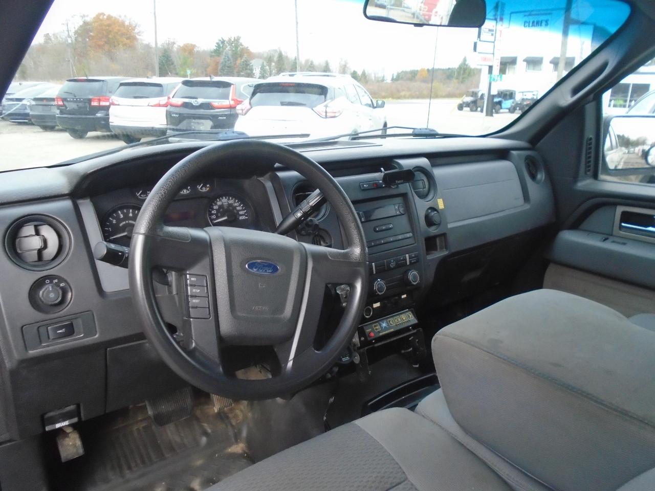 2011 Ford F-150 2WD SuperCab 145 XL EXTENDED CAB STD - Photo #12